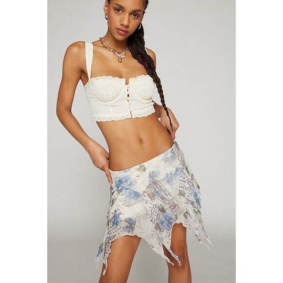 NWT Kimchi & Blue from Urban Outfitters, Ivy Mesh Mini Skirt in Cream - Picture 2 of 5